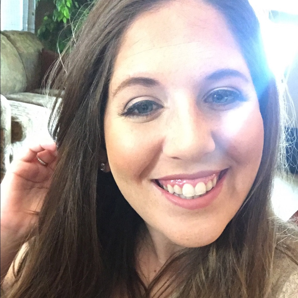 Meet your Posher, Lindsey